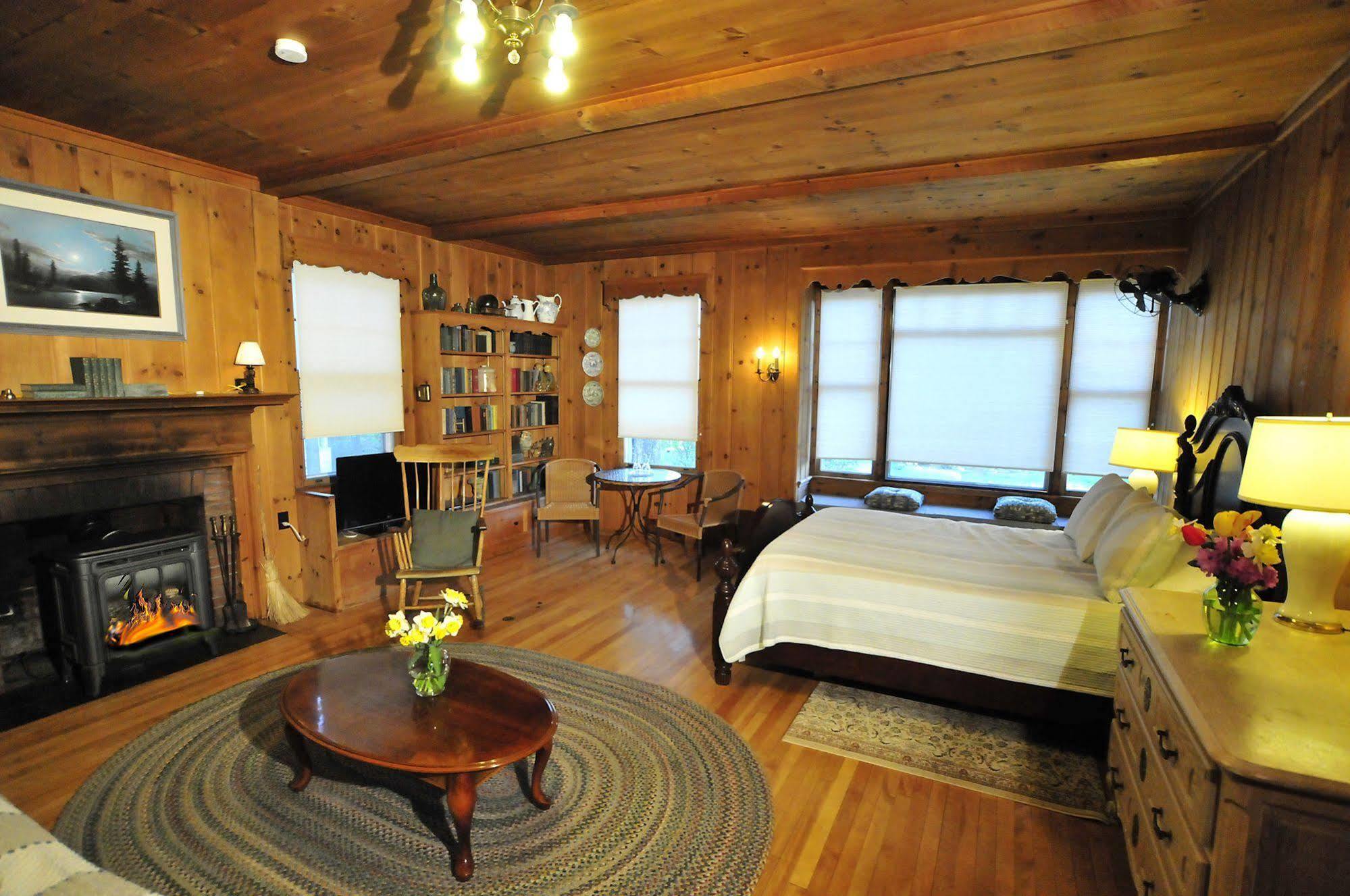 דקסטר The Brewster Inn מראה חיצוני תמונה